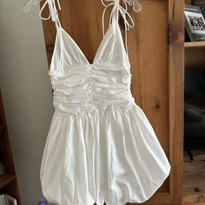 White Ruched bubble party dress size small brand sky to moon